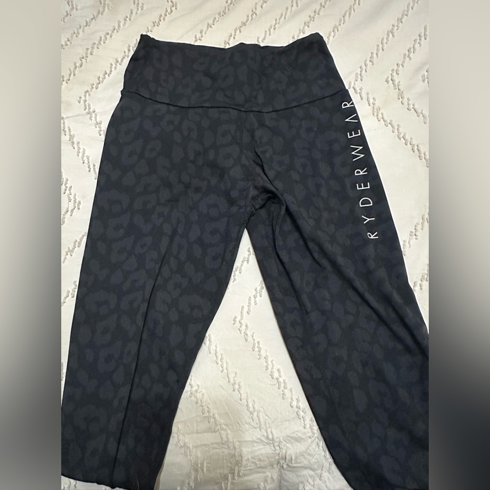 Ryderwear Dark Leopard Print Leggings